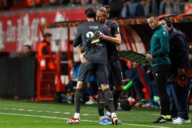 goalkeeper Lars Unnerstall of FC Twente receives a red card, is substituted for goalkeeper PrzemysÅ‚aw Tyton of FC Twente , UEFA Europa League 2024 25 League Phase MD3, FC Twente v S.S. Lazio, De Grolsch Veste, October 24, 2024, Enschede, Netherlands.