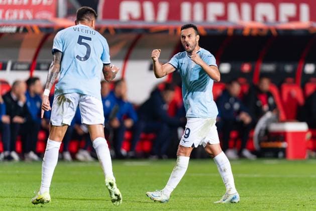 2024-10-24 FC Twente v S.S. Lazio - UEFA Europa League 2024 25 League Phase MD3 ENSCHEDE, NETHERLANDS - OCTOBER 24: Pedro Rodriguez of SS Lazio celebrates after scoring the team s first goal with Matias Vecino of SS Lazio during the UEFA Europa League 2024 25 League Phase MD3 match between FC Twente and S.S. Lazio at FC Twente Stadium on October 24, 2024 in Enschede, Netherlands. (Photo by Joris Verwijst BSR Agency) Enschede Netherlands Content not available for redistribution in The Netherlands directly or indirectly through any third parties. Copyright: xBSRxAgencyx