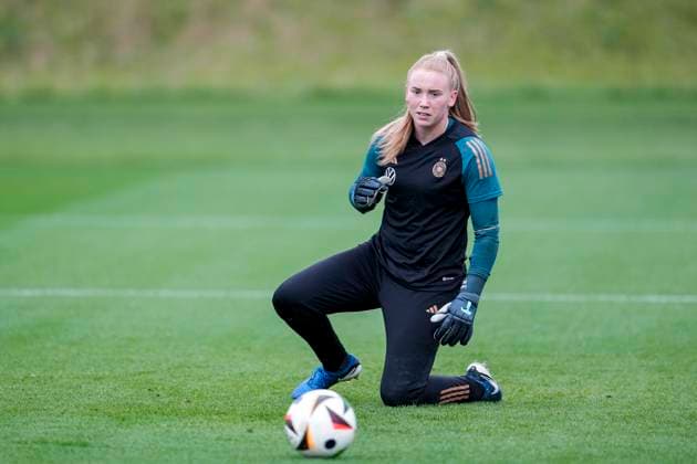 Laura Johanna Dick Goalkeeper, Goalkeeper, Germany, 12 , on the ball, cropped, full body, single image, single photo, action, action, during warm-up, warm-up program, warm-up before the match, 24 10 2024, Frankfurt am Main Germany , Football, International match, U 23 Women, Germany France, 24 10 2024, Frankfurt am Main Germany , Football, International match, U 23 Women, Germany France, DFB DFL REGULATIONS PROHIBIT ANY USE OF PHOTOGRAPHS AS IMAGE SEQUENCES AND OR QUASI VIDEO xozx