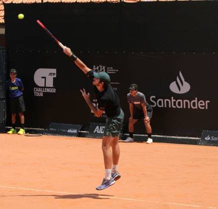 RECORD DATE NOT STATED Gustavo heide advances to the quarterfinals at the challenger curitiba Curitiba (pr), 10 24 2024- ATP, Tennis Herren challenger curitiba gustavo heide tomas barrios vera- tennis player gustavo heide (bra) beat tennis player tomas barrios vera (chi) in a match valid for the round of 16 of the atp challenger curitiba on the graciosa country club court on the afternoon of this thursday, october 24, 2024. (Foto: Edson De Souza Thenews2 imago images) SPO  Copyright: xEdsonxdexSouzax