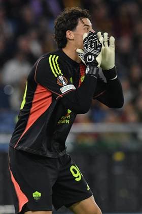 Soccer, Europa League first qualifying round , Roma v Dynamo Kiyv Mile Svilar of AS Roma during the Europa League first qualifying round - 3rd leg match between Roma v Dynamo Kiyv at Olympic stadium, Italy, Oct 24th, 2024. Imago-Images Emmefoto Copyright: xImago-Images Emmefotox