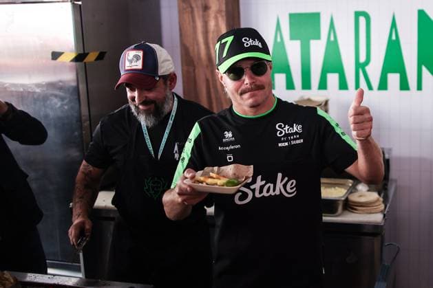BOTTAS Valtteri (fin), Stake F1 Team Kick Sauber C44, portrait during the Formula 1 Gran Premio de la Ciudad de Mexico 2024, 20th round of the 2024 Formula One World Championship, WM, Weltmeisterschaft from October 25 to 27, 2024 on the Autodromo Hermanos Rodriguez, in Mexico City, Mexico - F1 - MEXICO CITY GRAND PRIX 2024 DPPI Panoramic  241024_R20_MESSICO_DP_EA013236