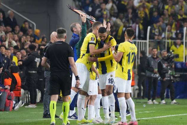 Edin Dzeko (9) , Dusan Tadic (10) and Youssef En Nesyri (19) of Fenerbahce during the UEFA Europa League 2024 25 League Phase MD3 match between Fenerbahce SK and Manchester United, ManU at Ulker Stadium on October 24, 2024 in Istanbul, Turkey. Istanbul Turkey Copyright: xSeskimphotox FBahce_MUnited-241024 (145)