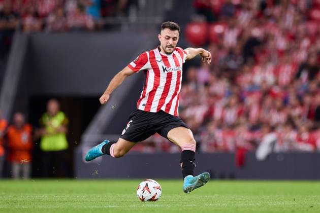 October 24, 2024, Bilbao, Vizcaya, SPAIN: Aitor Paredes of Athletic Club in action during the Europa League match between Athletic Club and SK Slavia Prague at San Mames on October 24, 2024, in Bilbao, Spain. Bilbao SPAIN - ZUMAa181 20241024_zaa_a181_221 Copyright: xRicardoxLarreinax