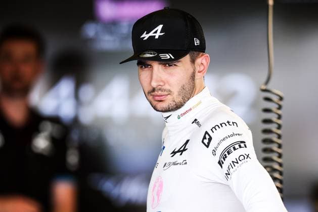 OCON Esteban (fra), Alpine F1 Team A524, portrait during the Formula 1 Gran Premio de la Ciudad de Mexico 2024, 20th round of the 2024 Formula One World Championship, WM, Weltmeisterschaft from October 25 to 27, 2024 on the Autodromo Hermanos Rodriguez, in Mexico City, Mexico - F1 - MEXICO CITY GRAND PRIX 2024 DPPI Panoramic  241024_R20_MESSICO_DP_EA016602