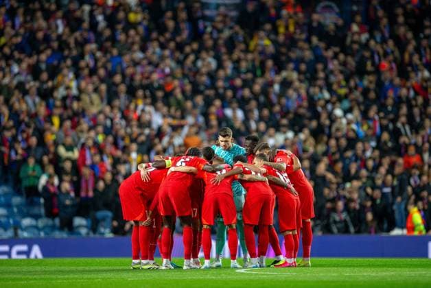 24th October 2024; Ibrox Stadium, Glasgow, Scotland; UEFA Europa League Football, Rangers versus FCSB; FCSB huddle before the match  ActionPlus12706930 VagelisxGeorgariou