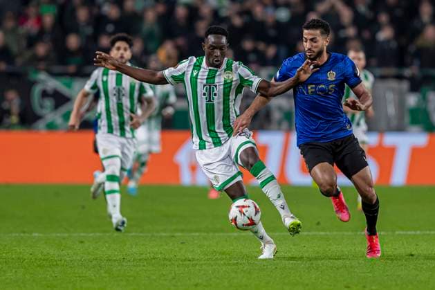 Ferencvarosi TC v OGC Nice - UEFA Europa League 2024 25 League Phase MD3 Adama Traore of FTC competes for the ball with Mohamed Abdelmonet of OGC Nice during the UEFA Europa League match at Groupama Arena in Budapest, Hungary, on October 24, 2024. Budapest Hungary  Copyright: xRobertxSzaniszlox originalFilename:szaniszlo-notitle241024_npQ4q.jpg