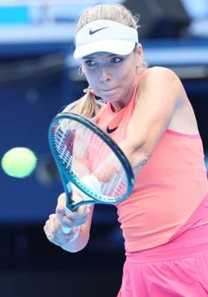 October 25, 2024, Tokyo , Japan - British Katie Boulter returns the ball against Bianca Andreescu of Canada at the quarter final match of the Toray Pan Pacific tennis tournament at the Ariake Colosseum in Tokyo on Friday, October 25, 2024. Boulter defeated Andreescu. (photo by Yoshio Tsunoda AFLO) Noxthirdxpartyxsales  (0775216905st)