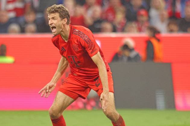 25 Thomas Müller FCB Portraet, Portrait, Gestures, gestures Football 1 BL FC Bayern Muenchen VfB Stuttgart 19 10 2024 Allianz Arena PHOTO Mladen Lackovic LakoPress