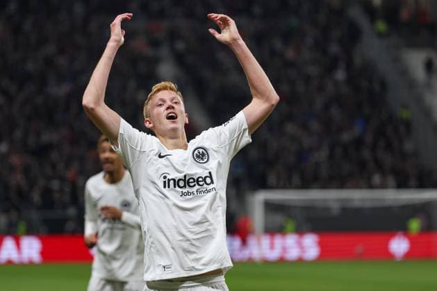 UEFA Europa League Eintracht Frankfurt Rigas FS on 24 10 2024 at Deutsche Bank Park in Frankfurt Cheers, goal celebration, goal scorer Hugo Larsson Frankfurt 16 cheers after his goal to make it 1 - 0 MH