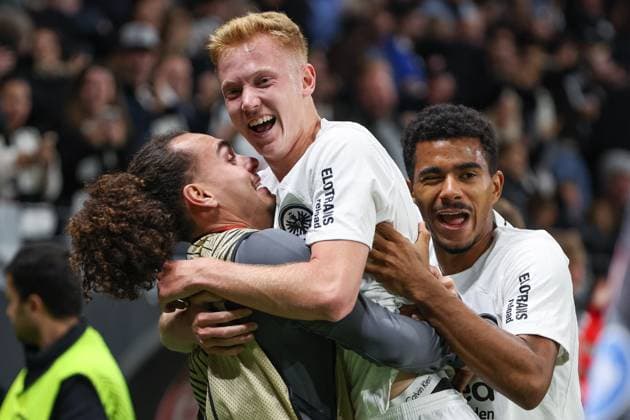 UEFA Europa League Eintracht Frankfurt Rigas FS on 24 10 2024 at Deutsche Bank Park in Frankfurt Cheers, goal celebration, goal scorer Hugo Larsson Frankfurt 16 celebrates after his goal for 1 to 0 with Arthur Theate Frankfurt 3 and Ansgar Knauff Frankfurt 36 MH