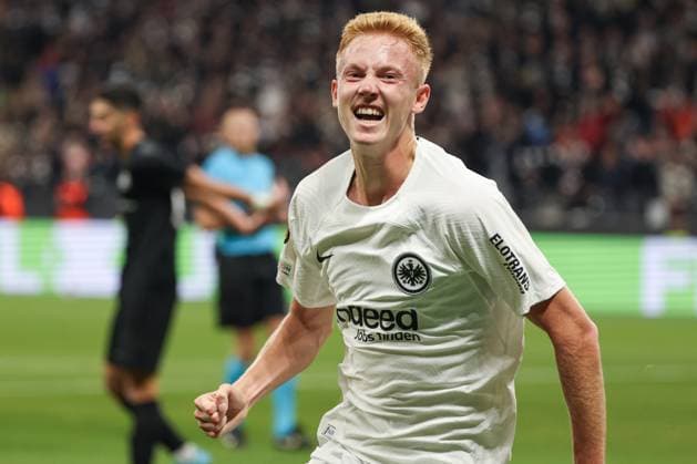 UEFA Europa League Eintracht Frankfurt Rigas FS on 24 10 2024 at Deutsche Bank Park in Frankfurt Cheers, goal celebration, goal scorer Hugo Larsson Frankfurt 16 cheers after his goal to make it 1 - 0 MH