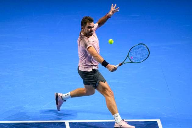 Basel, Switzerland October 24 Stan Wawrinka of Switzerland plays a backhand against Ben Shelton of USA during the Swiss Indoors Basel Day 4 at St Jakobshalle on October 24, 2024 in Basel, Switzerland Photo by JustPuctures Basel St Jakobshalle Basel Stadt Switzerland Copyright: x x2024xEurasiaxSportxImagesx jp-en-EuSpIm-MM4_Swiss_Indoors_24Oct2024_BS1189