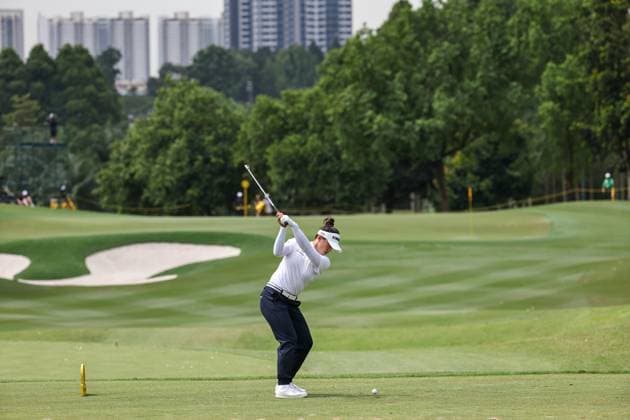 KUALA LUMPUR, - OCTOBER 25: Amy Yang of Republic of Korea play a shot during the second round of the 2024 LPGA, Golf Damen Maybank Championship held at Kuala Lumpur Golf and Country Club in Kuala Lumpur, Malaysia on October 25, 2024, (Photo by Hazrin Yeob Men Shah Icon Sportswire) GOLF: OCT 25 LPGA Maybank Championship EDITORIAL USE ONLY Icon3782410252955