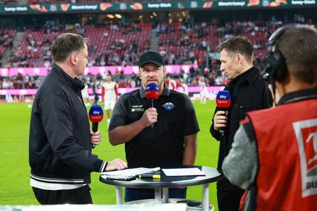GER, 2 FBL 1 FC Koeln vs SC Paderborn 25 10 2024, Rheinenergie Stadion, Koeln, GER, 2 FBL 1 FC Koeln vs SC Paderborn, in the picture Åukasz Kwasniok Trainer Headcoach Paderborn , in an interview nordphotoxGmbHx xMeuter nph00351