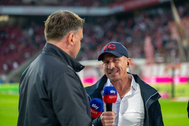 25 10 2024, Football 2 Bundesliga, Season 2024 2025, Matchday 10, 1 FC Köln vs SC Paderborn at RheinEnergieStadion in Cologne Gerhard Struber 1 FC Köln, Coach in an interview on Sky Sport Important note According to the regulations of the DFL German Football League or the DFB German Football Association, it is prohibited to use or have used photographs taken in the stadium and or of the match in the form of sequential images and or video-like photo series Foto Kirchner Media TH Copyright: xKirchner-Media THx