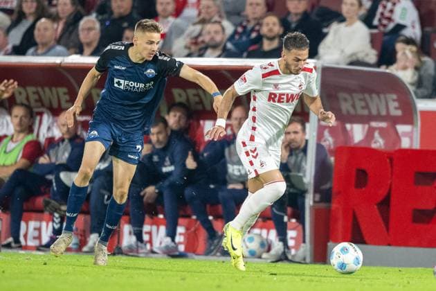 25 10 2024, Soccer 2 Bundesliga, Season 2024 2025, Matchday 10, 1 FC Köln vs SC Paderborn at RheinEnergieStadion in Cologne duel between Filip Bilbija SC Paderborn, 07 and Leart Pacarada 1 FC Koeln, 17 Important note In accordance with the regulations of the DFL German Football League and the DFB German Football Association, it is prohibited to utilize or have utilized photographs taken in the stadium and or of the match in the form of sequential images and or video-like photo series Foto Kirchner Media TH Copyright: xKirchner-Media THx