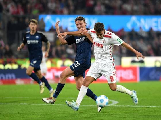 Felix Goetze SC Paderborn 07 and Luca Waldschmidt 1 FC Koeln in a duel during the 2 Bundesliga match between 1 FC Köln and SC Paderborn 07 at RheinEnergieStadion on October 25, 2024 in Cologne, Germany Photo by Ralf Treese DeFodi Images Felix Goetze SC Paderborn 07 and Luca Waldschmidt 1 FC Koeln battle for the ball during the 2 Bundesliga match between 1 FC Köln and SC Paderborn 07 at RheinEnergieStadion on October 25, 2024 in Cologne, Germany Photo by Ralf Treese DeFodi Images DFB DFL REGULATIONS PROHIBIT ANY USE OF PHOTOGRAPHS AS IMAGE SEQUENCES AND OR QUASI VIDEO not used in POL SRB CRO FRA GBR NED ITA USA Defodi 521 KOEPAD20241025 012 Defodi-521 not used in POL SRB CRO FRA GBR NED ITA USA DFB DFL REGULATIONS PROHIBIT ANY USE OF PHOTOGRAPHS AS IMAGE SEQUENCES AND OR QUASI-VIDEO.