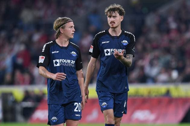 Soccer 2 Bundesliga 10 Matchday 1 FC Köln SC Paderborn 07 on 25 10 2024 at RheinEnergieStadion in Cologne Felix Götze Paderborn , left Calvin Brackelmann Paderborn , right DFL regulations prohibit any use of photographs as image sequences and or quasi video xRx