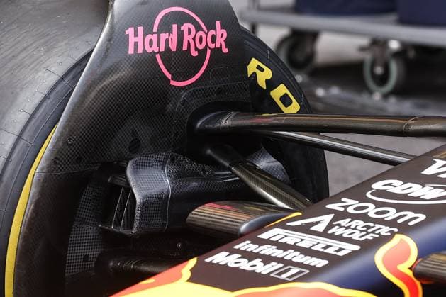 Red Bull Racing RB20, mechanical detail front corner during the Formula 1 Gran Premio de la Ciudad de Mexico 2024, 20th round of the 2024 Formula One World Championship, WM, Weltmeisterschaft from October 25 to 27, 2024 on the Autodromo Hermanos Rodriguez, in Mexico City, Mexico - F1 - MEXICO CITY GRAND PRIX 2024 DPPI Panoramic  241025_R20_MESSICO_DP_EA028042