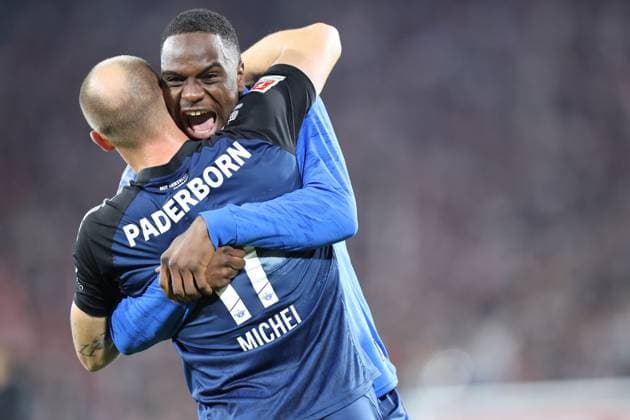 GER, 2 FBL 1 FC Koeln vs SC Paderborn 25 10 2024, Rheinenergie Stadion, Koeln, GER, 2 FBL 1 FC Koeln vs SC Paderborn, in the picture after the end of the match the Paderborn players are happy about the victory Ilyas Ansah Paderborn 29 , and Sven Michel Paderborn 11 , nordphotoxGmbHx xMeuter nph00351