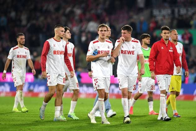 Leart Paqarada Pacarada 1 FC Koeln , Tim Lemperle 1 FC Koeln , Denis Huseinbasic 1 FC Koeln , Timo Huebers 1 FC Koeln , Dominique Heintz 1 FC Koeln and Dejan Ljubicic 1 FC Köln disappointed after the end of the match during the Bundesliga 2 match between 1 FC Köln and SC Paderborn 07 at RheinEnergieStadion on October 25, 2024 in Cologne, Germany Photo by Ralf Treese DeFodi Images Leart Paqarada Pacarada 1 FC Koeln , Tim Lemperle 1 FC Koeln , Denis Huseinbasic 1 FC Koeln , Timo Huebers 1 FC Koeln , Dominique Heintz 1 FC Koeln and Dejan Ljubicic 1 FC Köln look dejected after the game during the 2 Bundesliga match between 1 FC Köln and SC Paderborn 07 at RheinEnergieStadion on October 25, 2024 in Cologne, Germany Photo by Ralf Treese DeFodi Images DFB DFL REGULATIONS PROHIBIT ANY USE OF PHOTOGRAPHS AS IMAGE SEQUENCES AND OR QUASI VIDEO not used in POL SRB CRO FRA GBR NED ITA USA Defodi 521 KOEPAD20241025 097 Defodi-521 not used in POL SRB CRO FRA GBR NED ITA USA DFB DFL REGULATIONS PROHIBIT ANY USE OF PHOTOGRAPHS AS IMAGE SEQUENCES AND OR QUASI-VIDEO.
