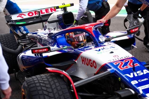 22 TSUNODA Yuki (jap), Visa Cash App RB F1 Team VCARB 01, action during the Formula 1 Gran Premio de la Ciudad de Mexico 2024, 20th round of the 2024 Formula One World Championship, WM, Weltmeisterschaft from October 25 to 27, 2024 on the Autodromo Hermanos Rodriguez, in Mexico City, Mexico - F1 - MEXICO CITY GRAND PRIX 2024 DPPI Panoramic  241025_R20_MESSICO_EA029203