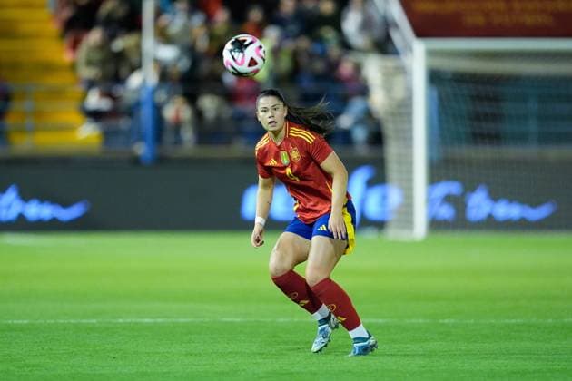 October 25, 2024, Badajoz, Almendralejo, SPAIN: Maria Mendez of Spain in action during the International Friendly, Länderspiel, Nationalmannschaft match played between Spain and Canada at Francisco de la Hera stadium on October 25, 2024, in Badajoz, Spain. Badajoz SPAIN - ZUMAa181 20241025_zaa_a181_215 Copyright: xJoaquinxCorcherox