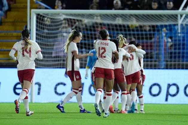 October 25, 2024, Badajoz, Almendralejo, SPAIN: Marie Yasmine Alidou of Canada celebrates a goal during the International Friendly, Länderspiel, Nationalmannschaft match played between Spain and Canada at Francisco de la Hera stadium on October 25, 2024, in Badajoz, Spain. Badajoz SPAIN - ZUMAa181 20241025_zaa_a181_261 Copyright: xJoaquinxCorcherox