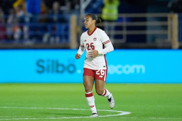 October 25, 2024, Badajoz, Almendralejo, SPAIN: Marie Yasmine Alidou of Canada celebrates a goal during the International Friendly, Länderspiel, Nationalmannschaft match played between Spain and Canada at Francisco de la Hera stadium on October 25, 2024, in Badajoz, Spain. Badajoz SPAIN - ZUMAa181 20241025_zaa_a181_262 Copyright: xJoaquinxCorcherox