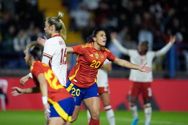 October 25, 2024, Badajoz, Almendralejo, SPAIN: Cristina Martin-Prieto of Spain celebrates a goal during the International Friendly, Länderspiel, Nationalmannschaft match played between Spain and Canada at Francisco de la Hera stadium on October 25, 2024, in Badajoz, Spain. Badajoz SPAIN - ZUMAa181 20241025_zaa_a181_289 Copyright: xJoaquinxCorcherox
