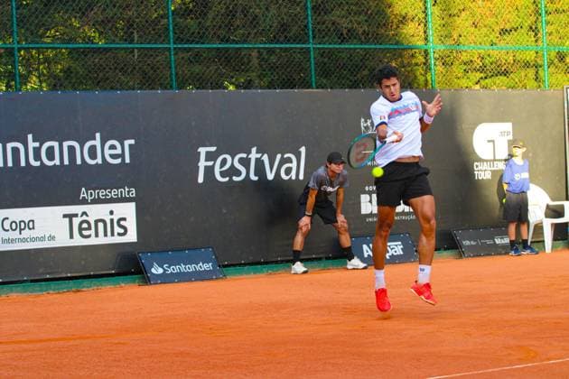 ATP, Tennis Herren challenger curitiba brazilian duel for the quarterfinals Curitiba (pr), 10 25 2024- tennis atp challenger curitiba gustavo heide mateus alves- brazilian duel for the quarterfinals at the atp challenger curitiba tennis player gustavo heide beat his compatriot mateus alves 6 3 6 7 6 2 on the graciosa country club court on the afternoon of this friday, october 25, 2024. (Foto: Edson De Souza Thenews2 imago images) SPO  Copyright: xEdsonxTeodoroxDexSouzax
