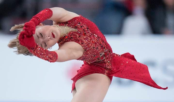 Sport Bilder des Tages Kaori Sakamoto of Japan skates during the womens short program at the ISU Figure skating, Eiskunstlauf Skate Canada competition on October 25, 2024 in Halifax, Canada. Noxthirdxpartyxsales  (271158493)
