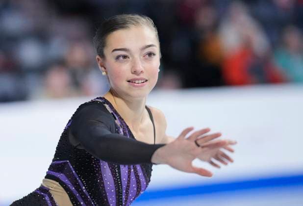 Kaya Ruiter of Canada skates during the womens short program at the ISU Figure skating, Eiskunstlauf Skate Canada competition on October 25, 2024 in Halifax, Canada. Noxthirdxpartyxsales  (271159560)