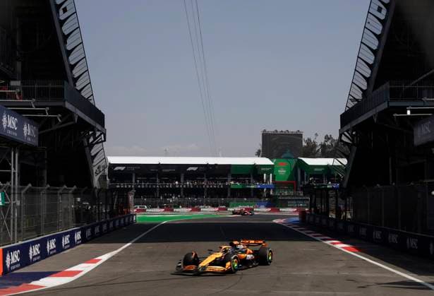 F1 Grand Prix of Mexico - Practice A McLaren driver participates in practice 1 of the Mexico City Grand Prix in Mexico City, Mexico, on October 25, 2024. Mexico City Mexico City Mexico  Copyright: xGerardoxVieyrax originalFilename:vieyra-notitle241025_nppFK.jpg