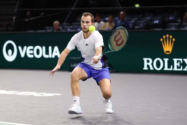 ROLEX PARIS MASTERS TENNIS 2024 Thierry Larret Maxppp. Tennis. Rolex Paris Masters. Accorhotels Arena, Paris (75), le 26 Octobre 2024. Qualifications : Marcos GIRON (USA) vs Hugo GASTON (FRA) Paris (75) ACCORHOTELS ARENA ILE DE FRANCE FRANCE  Copyright: xMAXPPPxThierryxLarretx TL_20241026_8007 0775460064st
