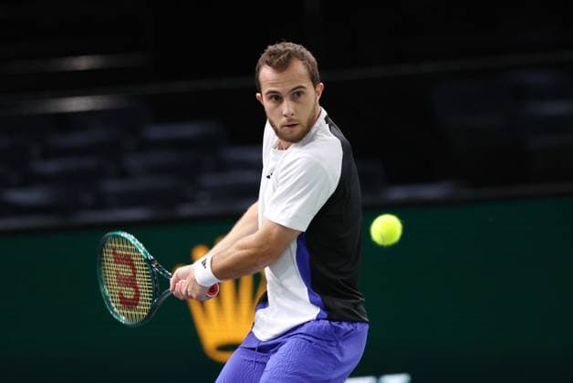 ROLEX PARIS MASTERS TENNIS 2024 Thierry Larret Maxppp. Tennis. Rolex Paris Masters. Accorhotels Arena, Paris (75), le 26 Octobre 2024. Qualifications : Marcos GIRON (USA) vs Hugo GASTON (FRA) Paris (75) ACCORHOTELS ARENA ILE DE FRANCE FRANCE  Copyright: xMAXPPPxThierryxLarretx TL_20241026_8013 0775460248st