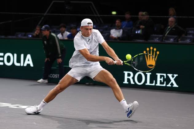 ROLEX PARIS MASTERS TENNIS 2024 Thierry Larret Maxppp. Tennis. Rolex Paris Masters. Accorhotels Arena, Paris (75), le 26 Octobre 2024. Qualifications : Alexandre MULLER (FRA) vs Roberto CARBALLES BAENA (ESP) Paris (75) ILE DE FRANCE FRANCE  Copyright: xMAXPPPxThierryxLarretx TL_20241026_7110 0775477979st