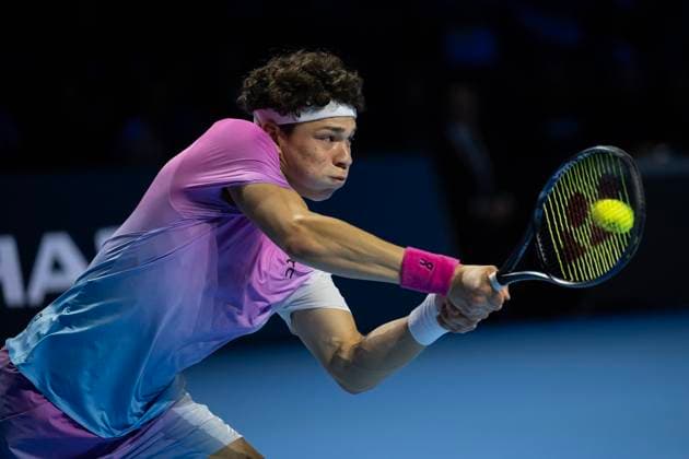26th October 2024; St. Jakobshalle, Basel, Switzerland; ATP, Tennis Herren 500 Swiss Indoors Basel Tennis, Day 6; Ben Shelton (USA) in action against Arthur Fils (FRA) in the semi finals  ActionPlus12708224 DavidxEmm