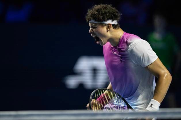 26th October 2024; St. Jakobshalle, Basel, Switzerland; ATP, Tennis Herren 500 Swiss Indoors Basel Tennis, Day 6; Ben Shelton (USA) in action against Arthur Fils (FRA) in the semi finals  ActionPlus12708234 DavidxEmm
