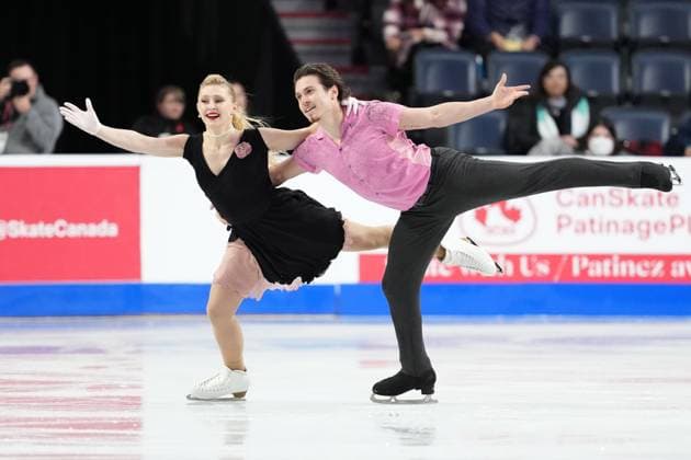 October 26, 2024, Halifax, Ns, Canada: Ice Dancers Alicia Fabbri and Paul Ayer, of Canada, compete in rhythm dance at the Skate Canada International Figure skating, Eiskunstlauf competition in Halifax on Saturday, October 26, 2024. Alicia Fabbri, Paul Ayer - ZUMAc35_ 20241026_zaf_c35_007 Copyright: xDarrenxCalabresex