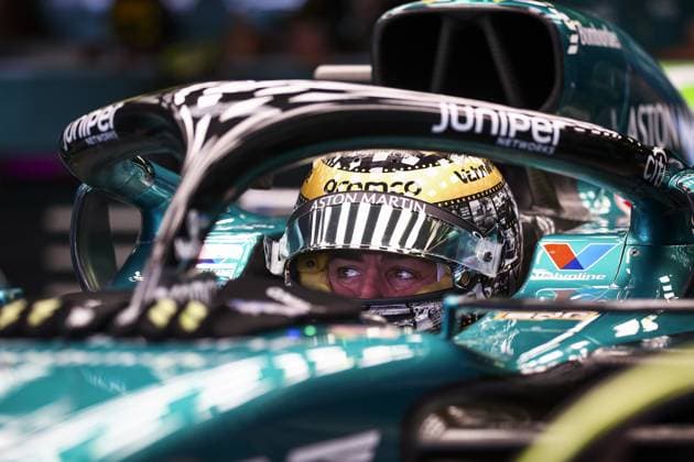 ALONSO Fernando (spa), Aston Martin F1 Team AMR24, portrait during the Formula 1 Gran Premio de la Ciudad de Mexico 2024, 20th round of the 2024 Formula One World Championship, WM, Weltmeisterschaft from October 25 to 27, 2024 on the Autodromo Hermanos Rodriguez, in Mexico City, Mexico - F1 - MEXICO CITY GRAND PRIX 2024 DPPI Panoramic  241026_R20_MESSICO_EA021803.JPG