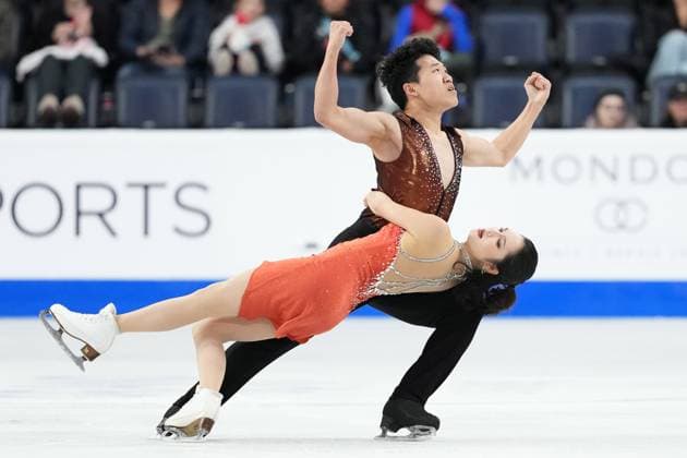 October 26, 2024, Halifax, Ns, Canada: Ice Dancers Hannah Lim and Ye Quan, of South Korea, compete in rhythm dance at the Skate Canada International Figure skating, Eiskunstlauf competition in Halifax on Saturday, October 26, 2024. Hannah Lim, Ye Quan - ZUMAc35_ 20241026_zaf_c35_016 Copyright: xDarrenxCalabresex