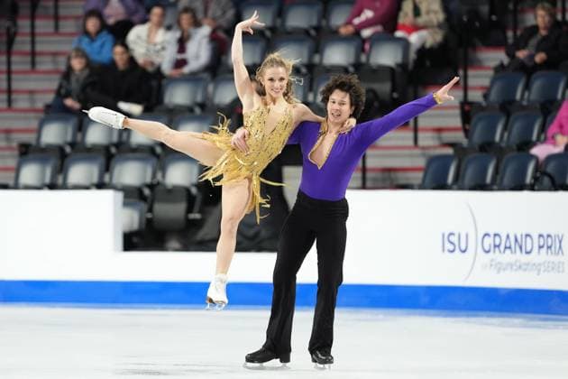 October 26, 2024, Halifax, Ns, Canada: Ice Dancers Emilea Zingas and Vadym Kolesnik, of the United States, compete in rhythm dance at the Skate Canada International Figure skating, Eiskunstlauf competition in Halifax on Saturday, October 26, 2024. Emilea Zingas, Vadym Kolesnik - ZUMAc35_ 20241026_zaf_c35_013 Copyright: xDarrenxCalabresex