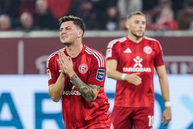 2 Soccer Bundesliga Fortuna Düsseldorf 1895 1 FC Kaiserslautern 26 10 2024 Dawid Kownacki Fortuna Düsseldorf, 24 curses about missed chance 2 Soccer Bundesliga, Fortuna Düsseldorf 1895 1 FC Kaiserslautern, Düsseldorf, Merkur Spiel Arena on 26 10 2024 DFL REGULATIONS PROHIBIT ANY USE OF PHOTOGRAPHS AS IMAGE SEQUENCES AND OR QUASI VIDEO Copyright: xBEAUTIFULxSPORTS Wunderlx