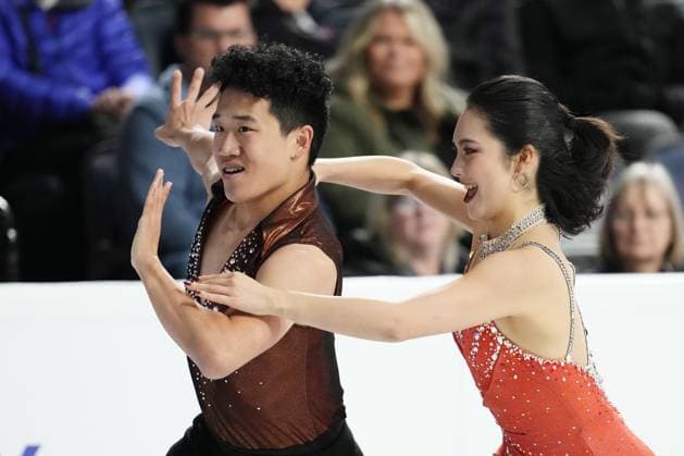 October 26, 2024, Halifax, Ns, Canada: Ice Dancers Hannah Lim and Ye Quan, of South Korea, compete in rhythm dance at the Skate Canada International Figure skating, Eiskunstlauf competition in Halifax on Saturday, October 26, 2024. Hannah Lim, Ye Quan - ZUMAc35_ 20241026_zaf_c35_017 Copyright: xDarrenxCalabresex