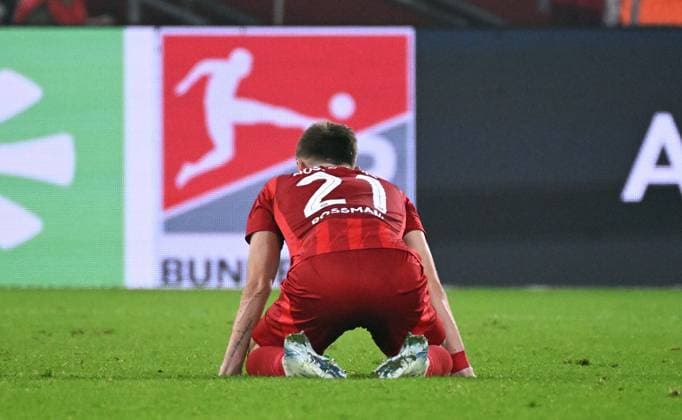 Football, 2 Bundesliga, Germany, Men, Season 2024 2025, 10 Matchday, Merkur Spiel Arena Düsseldorf, Fortuna Düsseldorf FC Kaiserslautern Tim Rossmann F95 disappointed Disappointment, Frustration, Action