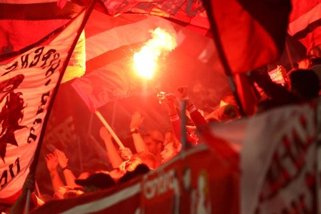 Duesseldorf Fans Fortuna Duesseldorf Fortuna Duesseldorf vs 1 FC Kaiserslautern, Football, 2 Bundesliga, 10 Matchday, Season 2024 2025, 26 10 2024 DFL REGULATIONS PROHIBIT ANY USE OF PHOTOGRAPHS AS IMAGE SEQUENCES AND OR QUASI VIDEO Foto kolbert press Ant Palmer Merkur Spiel Arena NRW Germany Copyright: xkolbert-press AntxPalmerx