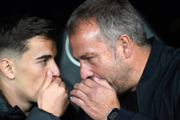 Real Madrid CF v FC Barcelona, Barca - Madrid FC Barcelona s coach Hansi Flick (r) with Gavi during the La Liga EA Sports 2024 25 football match between Real Madrid CF vs FC Barcelona at Estadio Santiago Bernabeu on October 26, 2024 in Madrid, Spain. Photo by Acero AlterPhotos ABACAPRESS.COM Madrid Spain  Copyright: xAcero AlterPhotos ABACAx