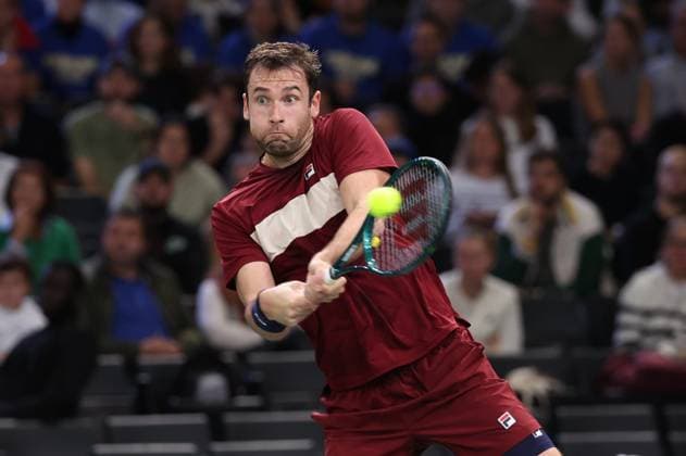 ROLEX PARIS MASTERS TENNIS 2024 Thierry Larret Maxppp. Tennis. Rolex Paris Masters. Accorhotels Arena, Paris (75),le 27 Octobre 2024. Qualifications : Quentin HALYS (FRA) vs Yunchaokete BU (CHN). Paris (75) ACCORHOTELS ARENA ILE DE FRANCE FRANCE  Copyright: xMAXPPPxThierryxLarretx TL_20241027_0012 0775668222st